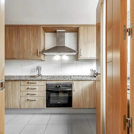Ocean View Townhouse Arena Apartment *